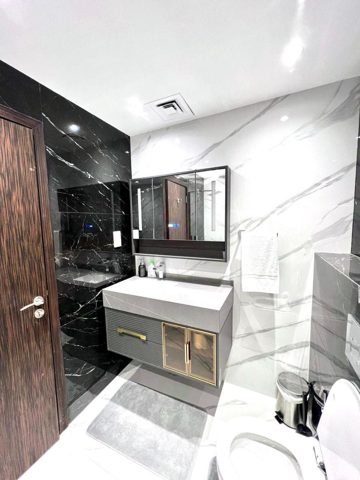 Shams 2 Bedrooms On Jbr By Happy Season * Dubai